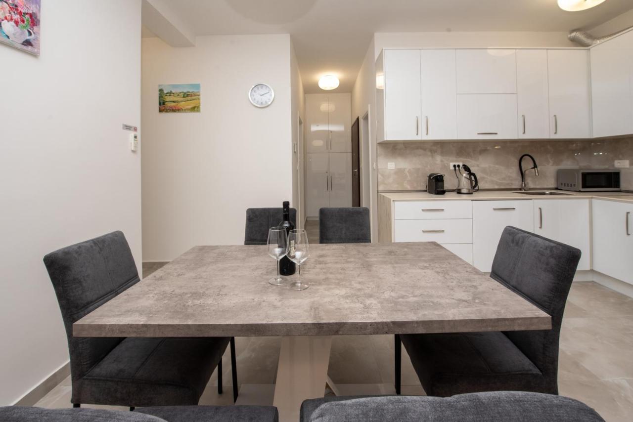 Apartment Katicic Split Buitenkant foto
